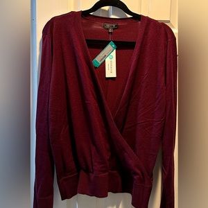 Alesia Surplice Sweater
XL | Burgundy

by Lety & Me